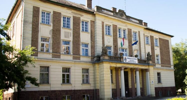 Óbudai Egyetem Alba Regia műszaki kar épülete