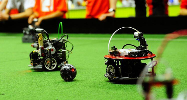 Magyar Ifjúsági Robot Kupa futballozó robotok
